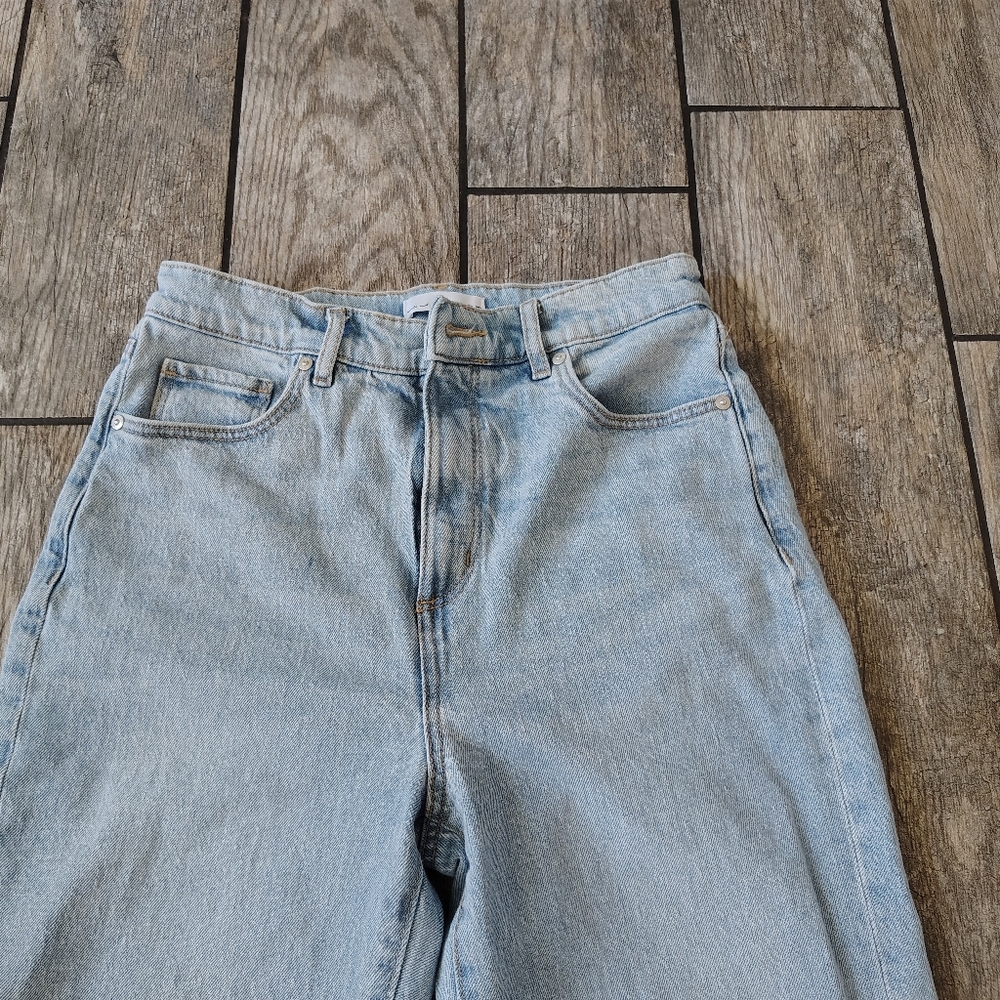 Loft Cuffed Wide Leg Denim Lightwash Jeans - Picture 14 of 15